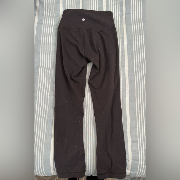 Lululemon wunder under size 2 - Picture 3 of 3